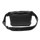 Peak Design Everyday Sling V3 6L black compact weather-resistant sling bag with adjustable padded strap for versatile carry