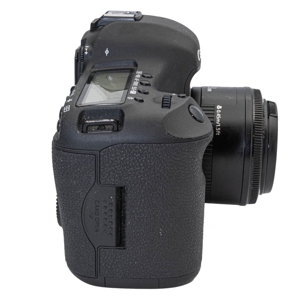 Canon EOS 5D Mark III + Canon EF 50mm f1.8 II *Used