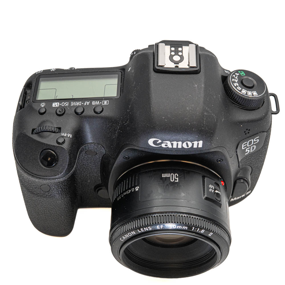 【プロカメラ】Canon EOS 5D Mark III + 50mm f1.8 Canon EOS 5D Mark III + Canon EF 50mm f1.8 II *Used