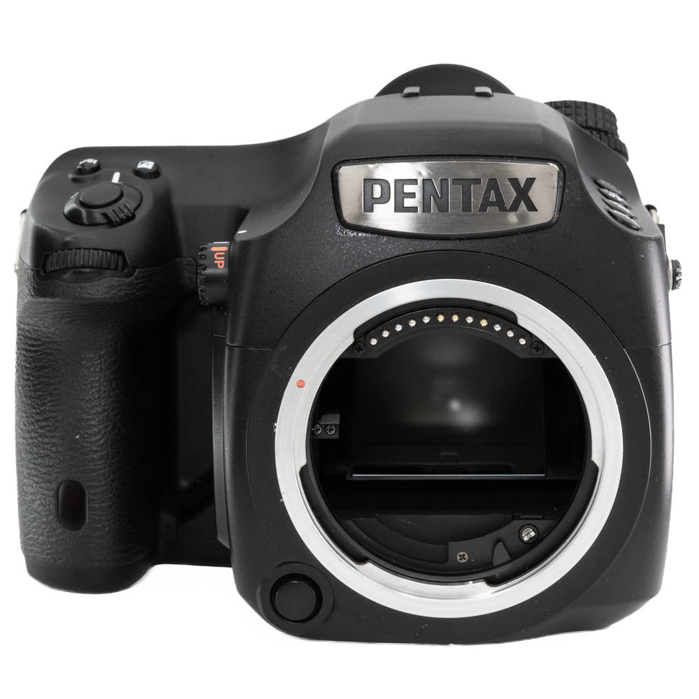 Pentax 645Z with 55mm f2.8 *USED