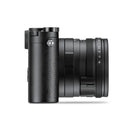 Leica-Q2-Monochrom-view-2