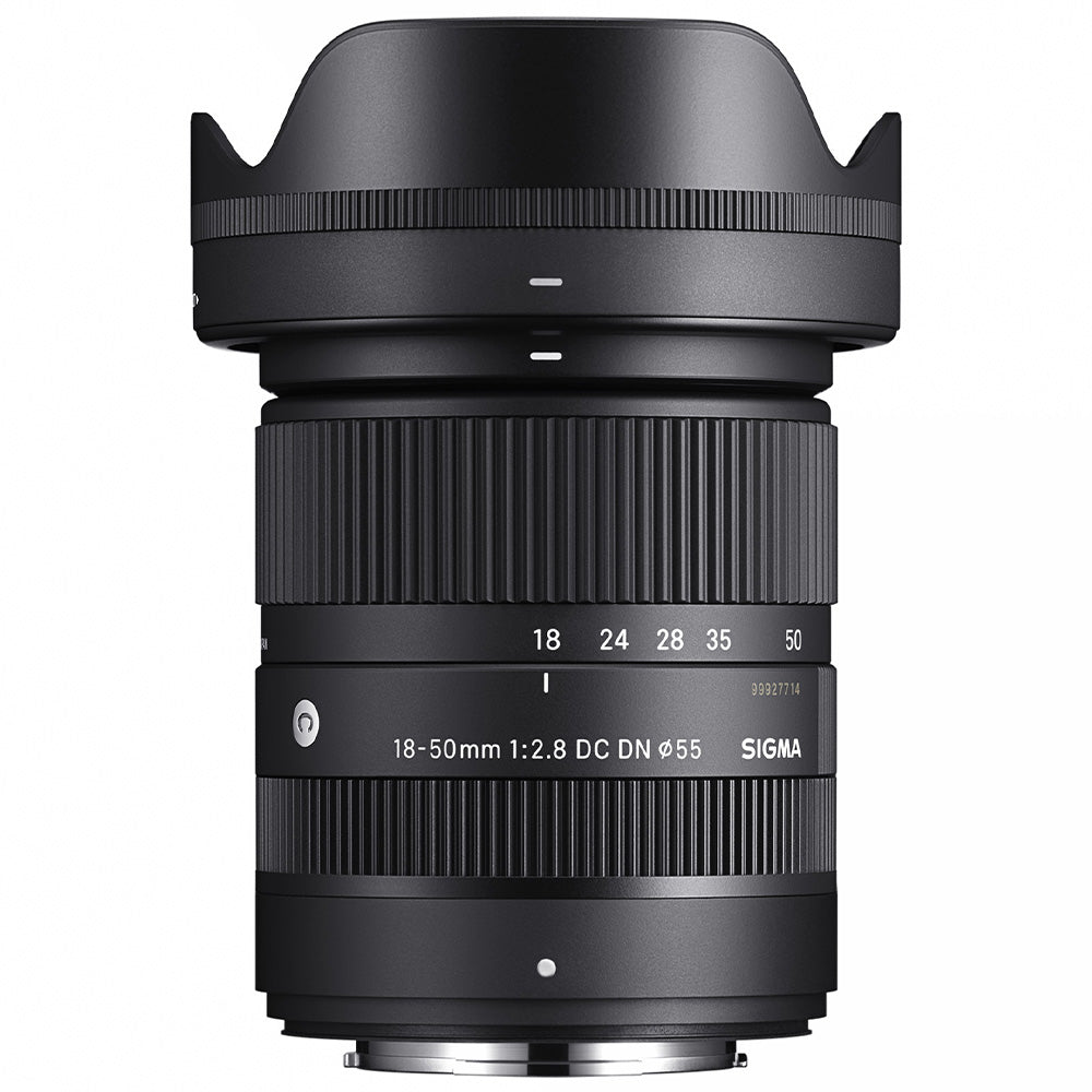 Sigma 18-50mm f2.8 compact mirrorless zoom lens with constant aperture for Fujifilm X cameras
